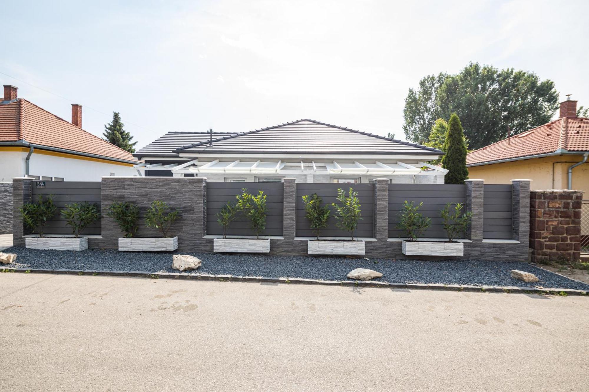 Balatonic Lemon Apartmanhaz Siófok Exteriör bild