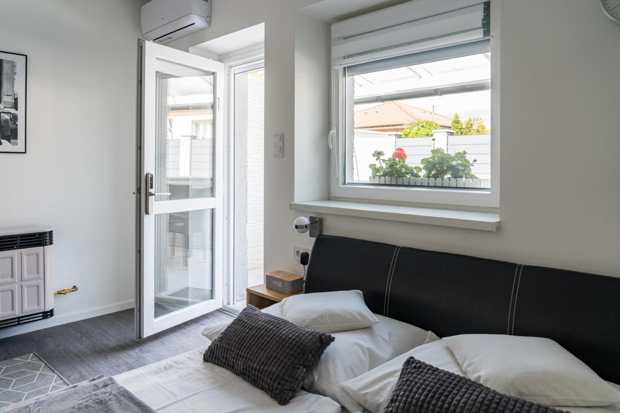 Balatonic Lemon Apartmanhaz Siófok Exteriör bild