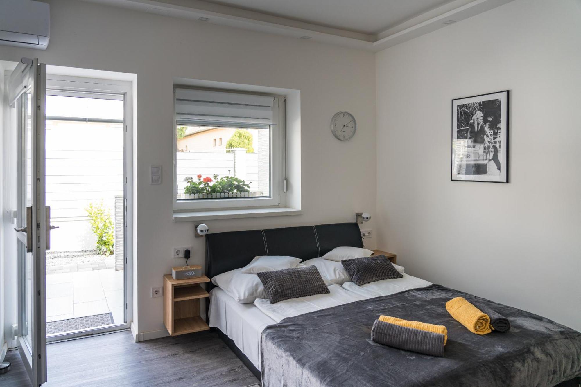 Balatonic Lemon Apartmanhaz Siófok Exteriör bild
