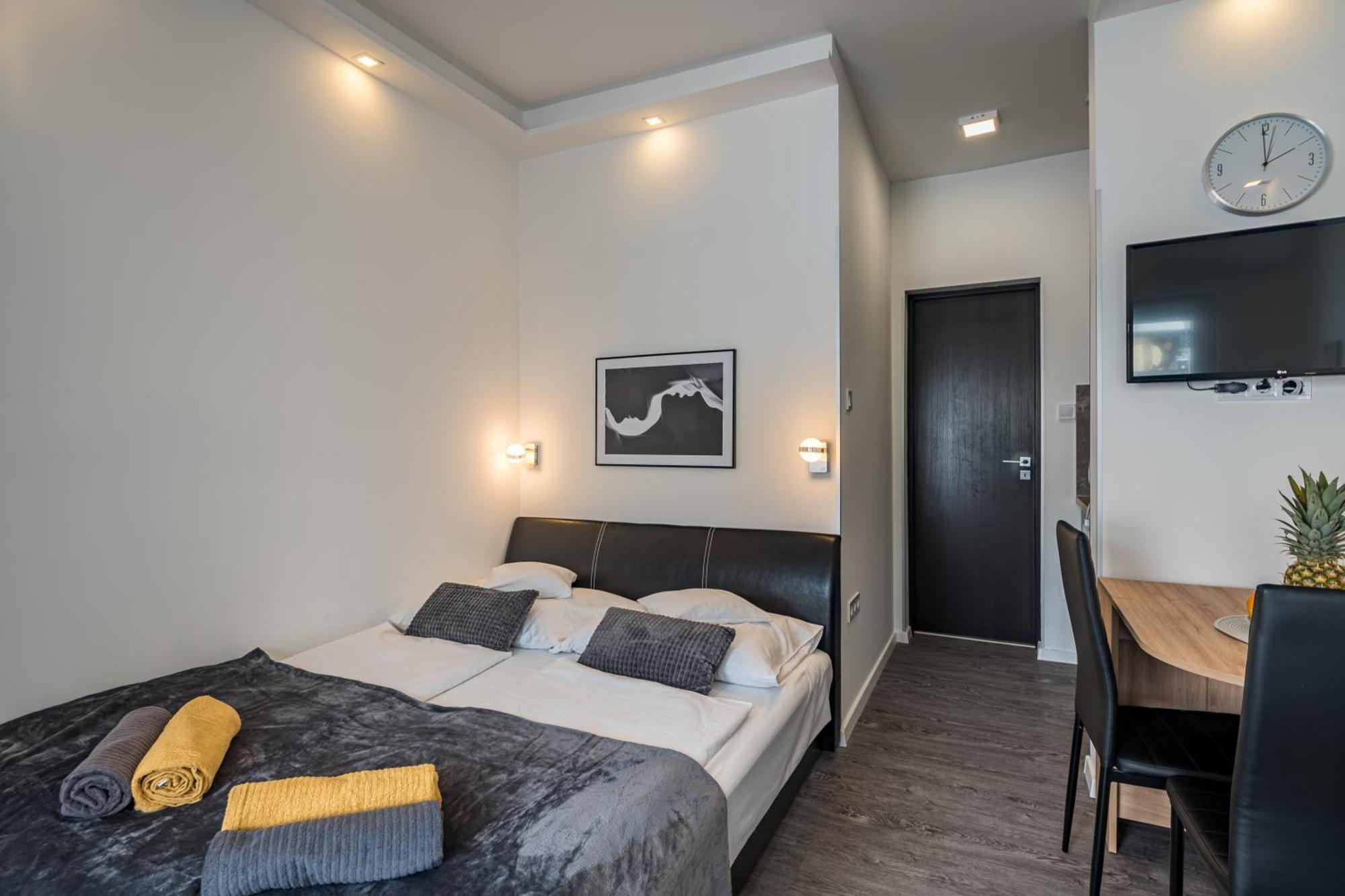 Balatonic Lemon Apartmanhaz Siófok Exteriör bild