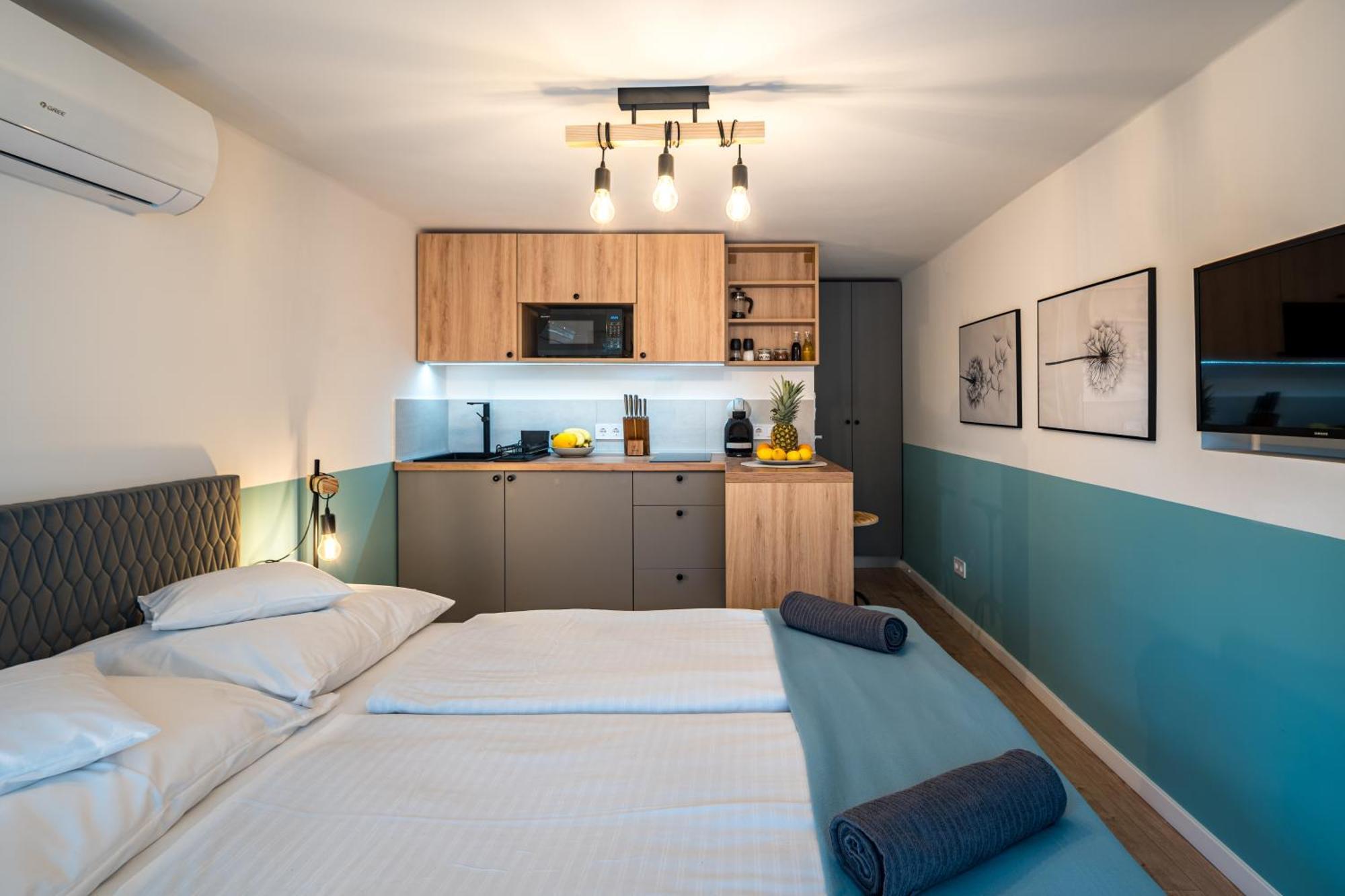 Balatonic Lemon Apartmanhaz Siófok Exteriör bild