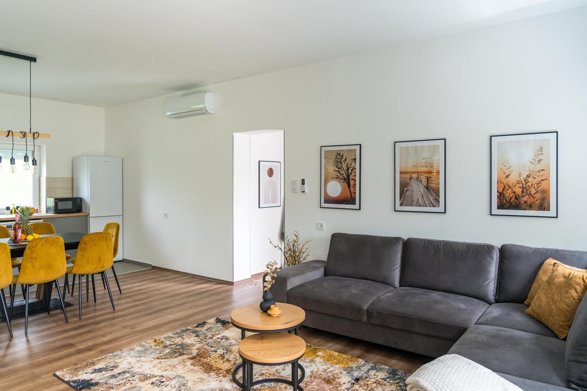 Balatonic Lemon Apartmanhaz Siófok Exteriör bild